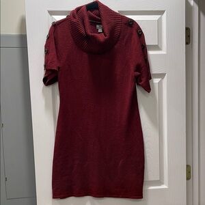 Burgundy Knee-length Sweater Dress with Fitted Silhouette and Cowl Neck